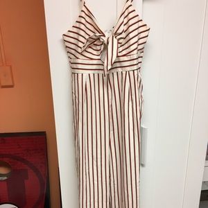 NWOT Adorable ankle length jumpsuit